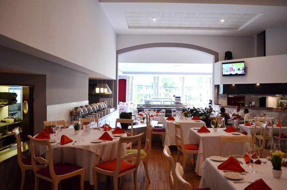 Plaza Camelinas Hotel Querétaro Eksteriør bilde