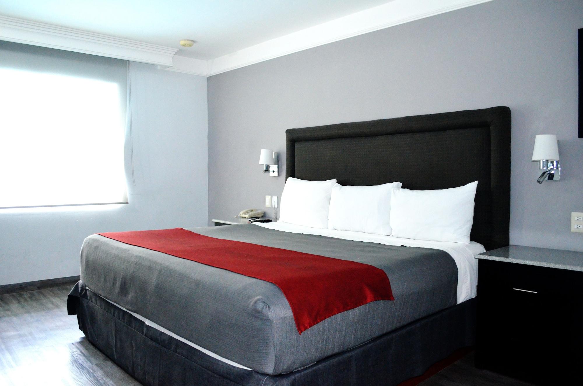 Plaza Camelinas Hotel Querétaro Eksteriør bilde