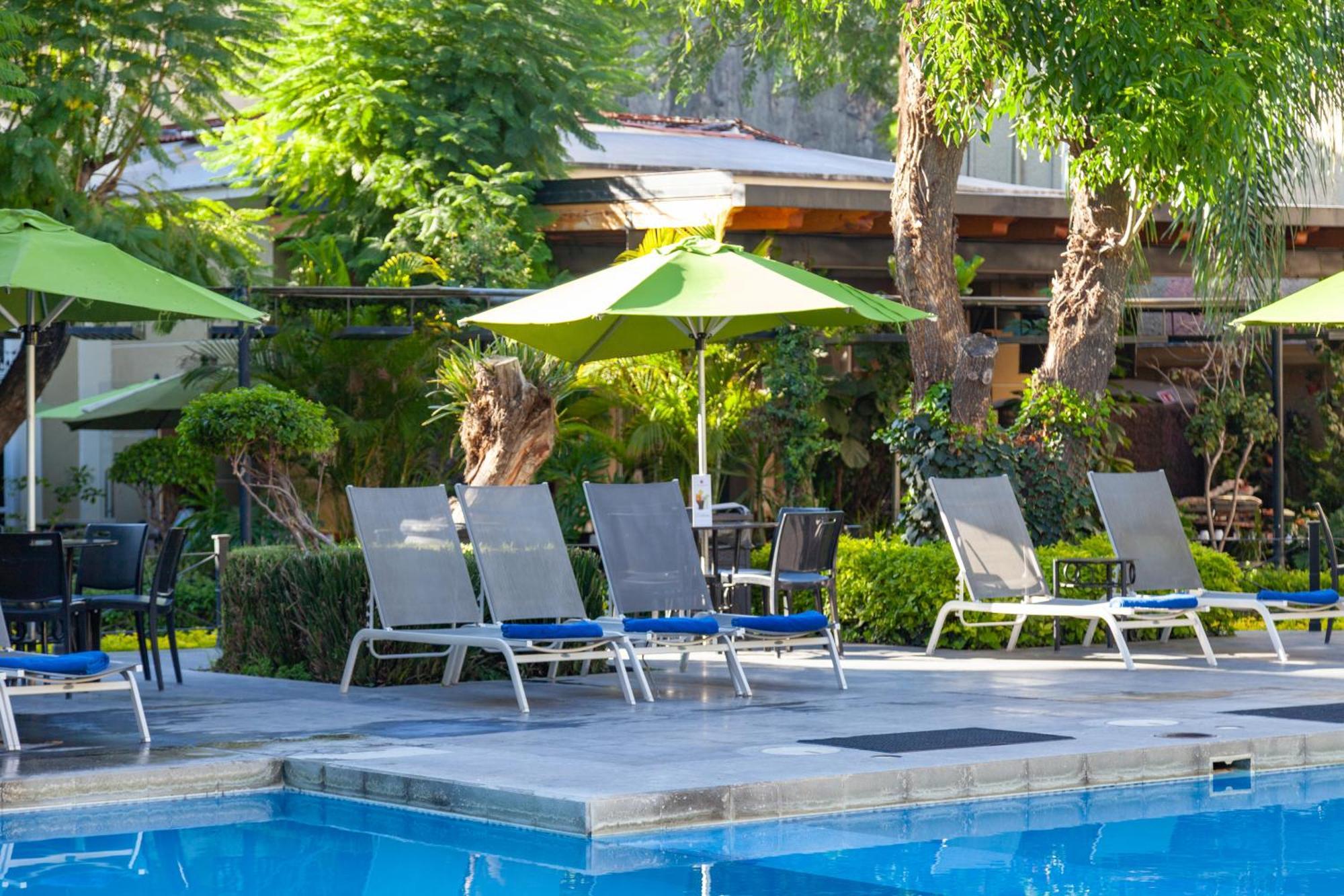 Plaza Camelinas Hotel Querétaro Eksteriør bilde